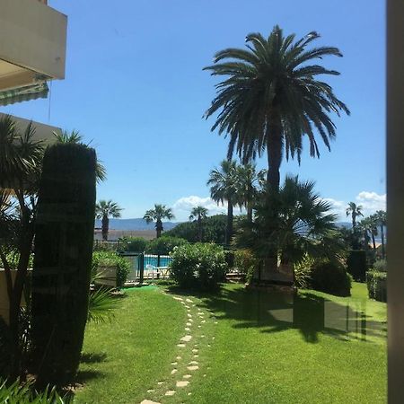 Studio 127, vue mer et piscine, port Santa Lucia Saint-Raphaël Extérieur photo