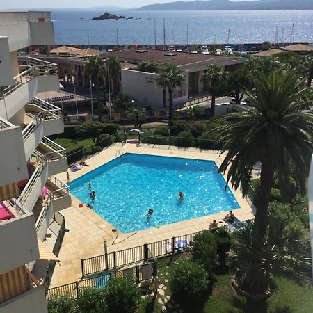 Studio 127, vue mer et piscine, port Santa Lucia Saint-Raphaël Extérieur photo