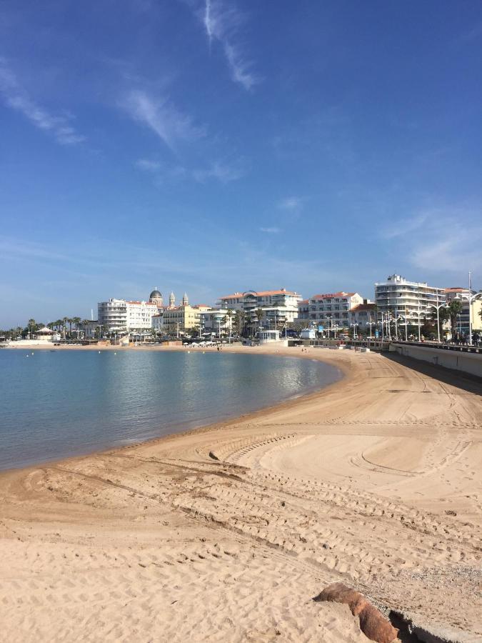 Studio 127, vue mer et piscine, port Santa Lucia Saint-Raphaël Extérieur photo
