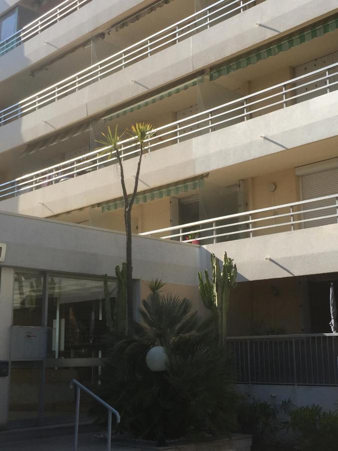 Studio 127, vue mer et piscine, port Santa Lucia Saint-Raphaël Extérieur photo